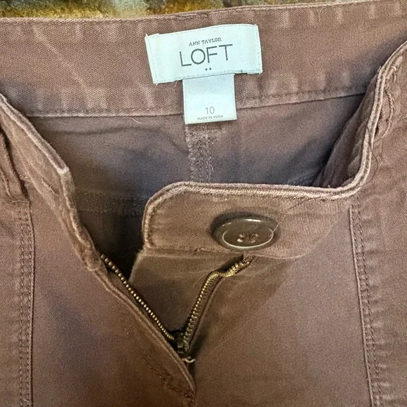 LOFT 5 POCKET JEANS. GENTLY WORN - Picture 4 of 5
